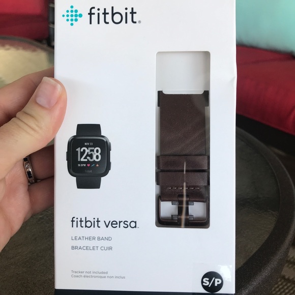 fitbit versa cognac band